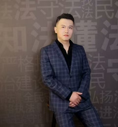 ����˵����һ�Ҵ������ݺ�ͬ��43%�����������ʦ�����36Сʱ��ŤתǬ����